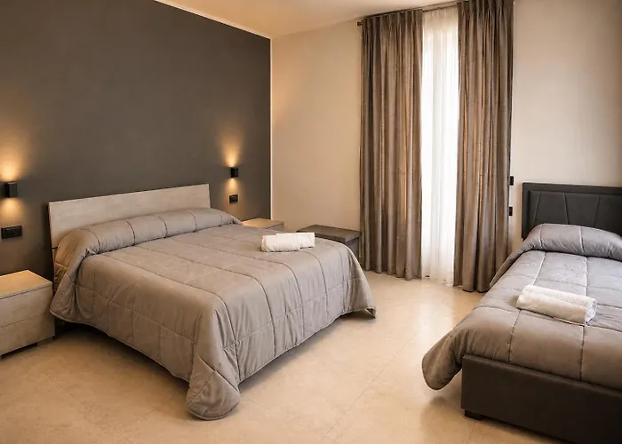 Hotel Genesis