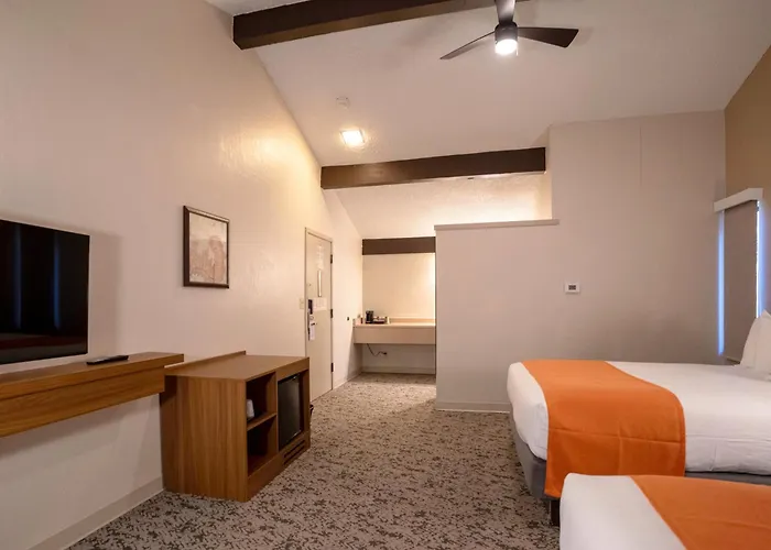 Maswik Lodge - Inside The Park