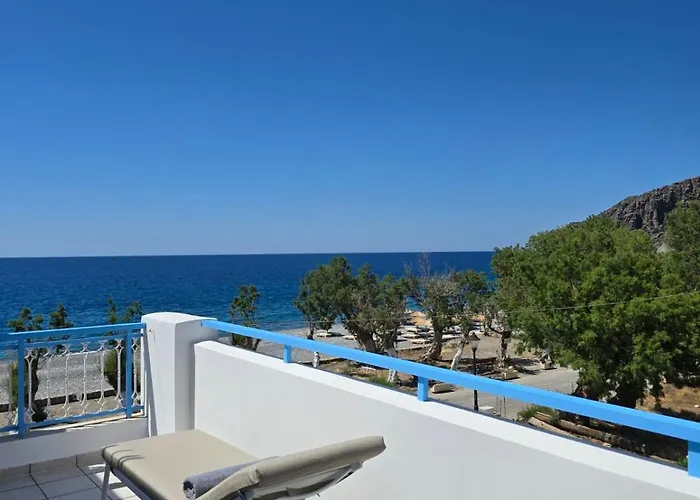 Gabi Rooms In Sougia