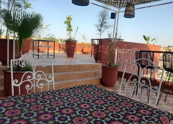 Lakasbah Du Lac-Boutique Hotel & Restaurant