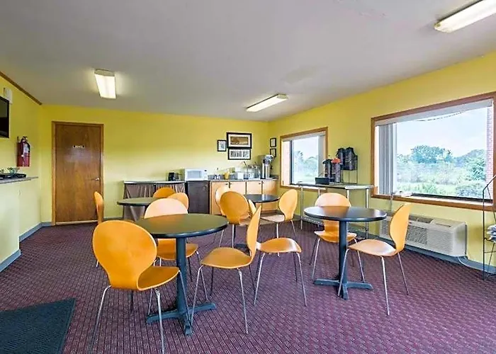 Sardis Hotels