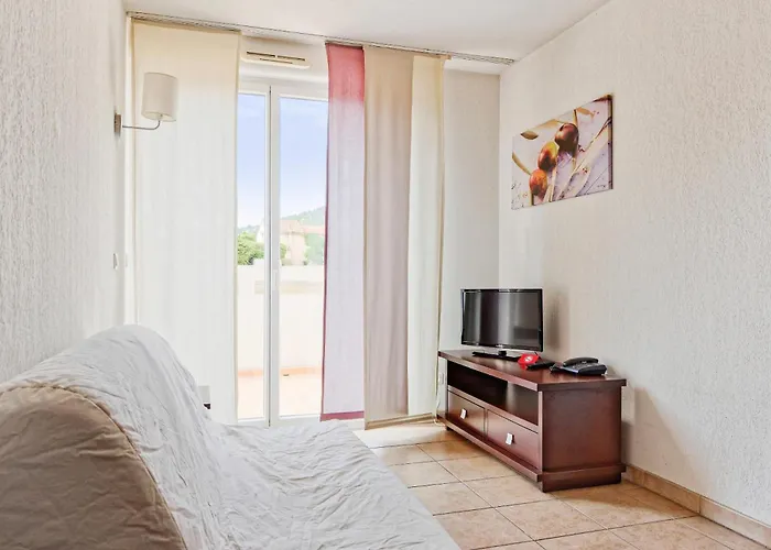 Comfort Aparthotel Six-Fours Six-Fours-les-Plages