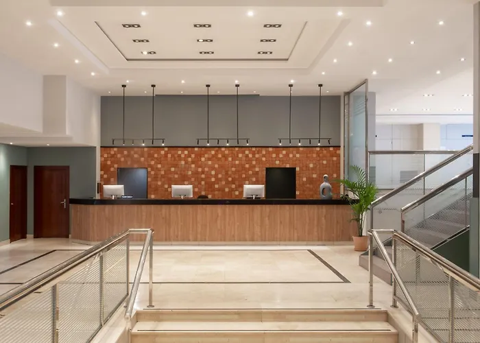 Hotel Madrid Alameda Aeropuerto By Melia