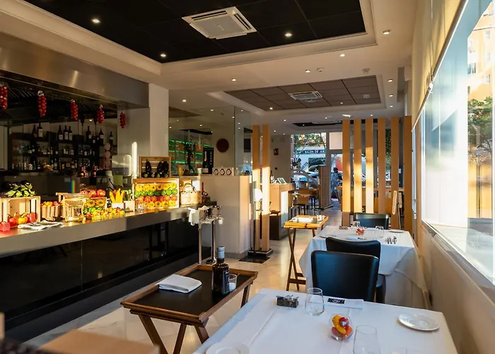 Avenida Hotel Almería