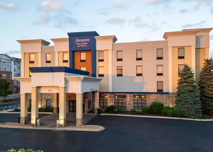 Addison Hotels