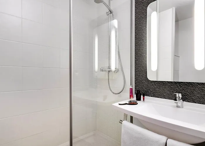 Le Coteau Hotels