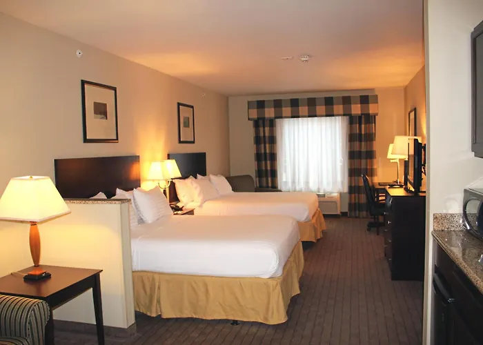 Cicero Hotels