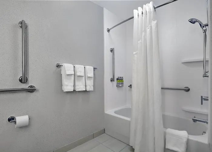 Holiday Inn Express Atmore By Ihg