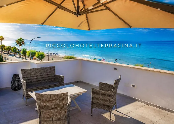 Piccolo Hotel