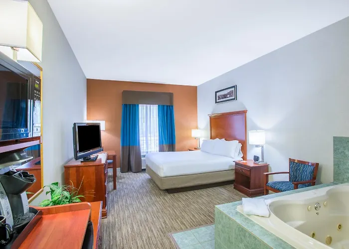 Brattleboro Hotels