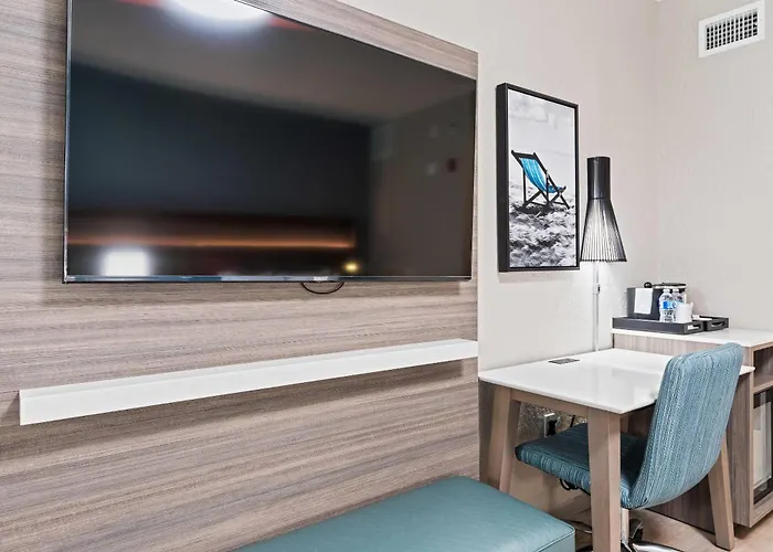 Cape Canaveral Hotels