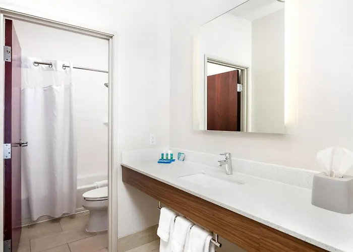 Holiday Inn Express Hotel And Suites Conroe By Ihg