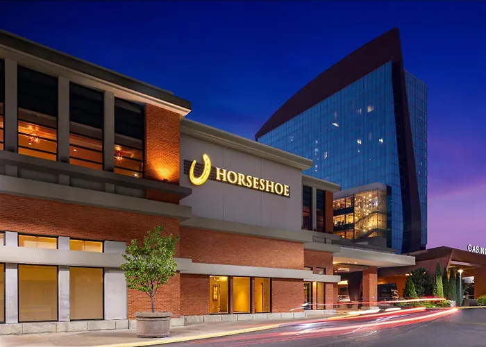 Hotelumiere At The Arch, A Caesars Destination