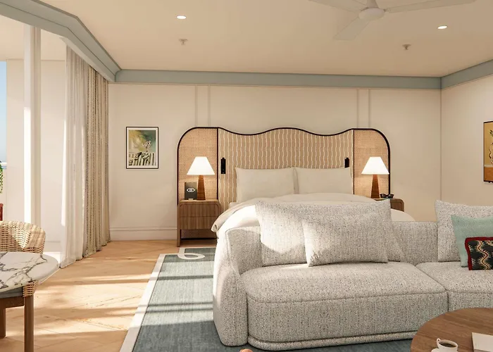Luxury Hotels in Noosa Heads