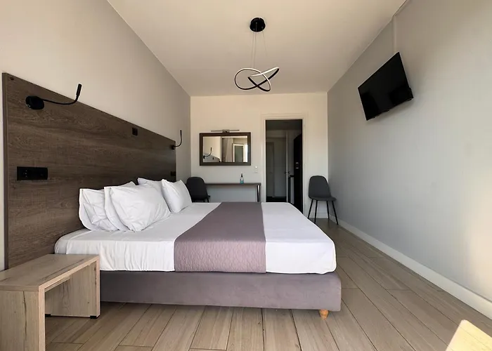 Hotel a Samos Town