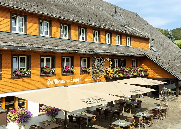 Hotel Zum Loewen - Unteres Wirtshaus Titisee-Neustadt