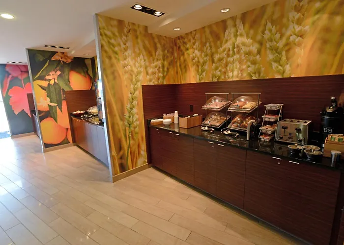 Fairfield Inn & Suites By Marriott Bowling Green