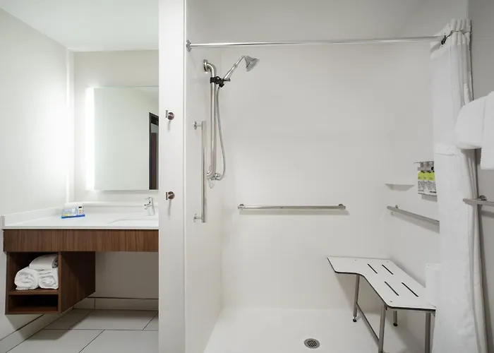 Holiday Inn Express & Suites - Sterling By Ihg