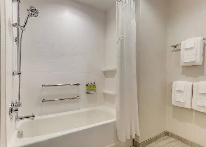 Holiday Inn Express - Wilmington - Porters Neck By Ihg