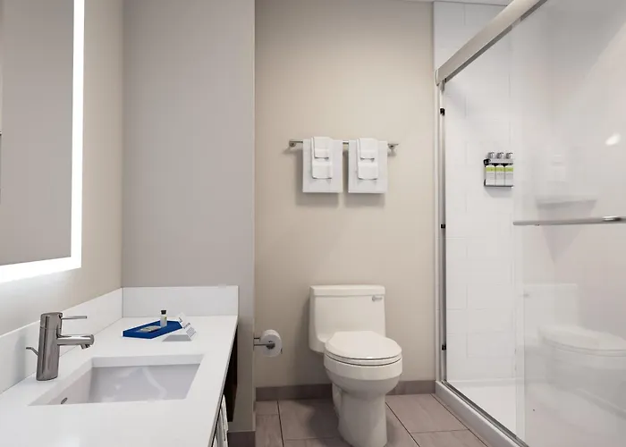 Jesup Hotels