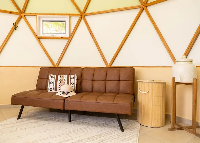 Los Domecitos - Geodesic Dome Retreat