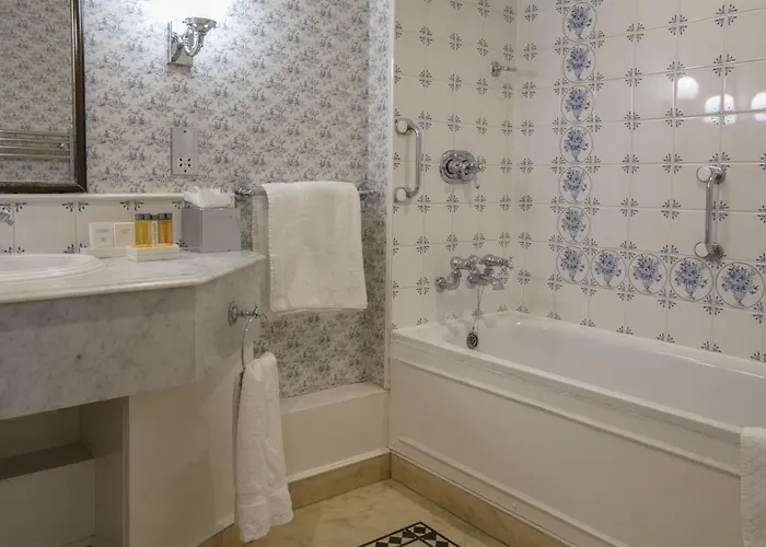 Harrow Hotels