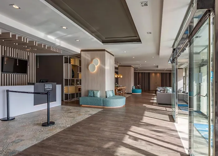 Hotel Cadiz Paseo Del Mar, Affiliated By Melia