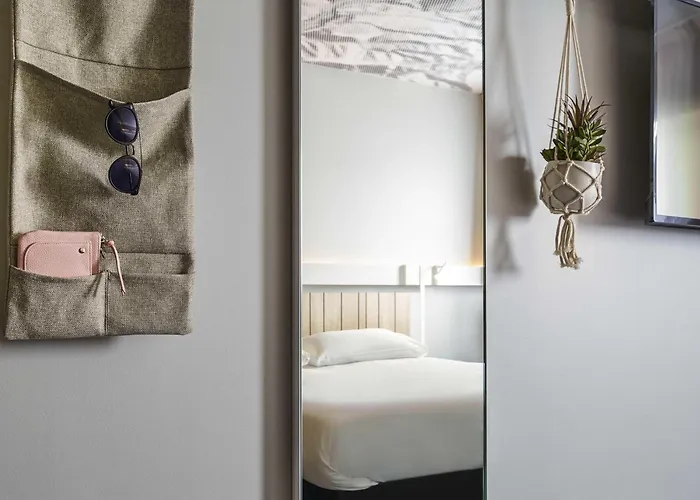 Ibis Clamart Paris Velizy