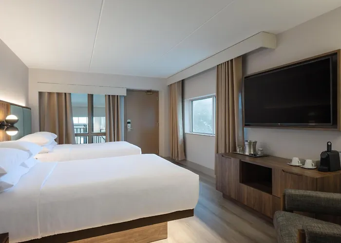 Hilton Winnipeg Airport Suites