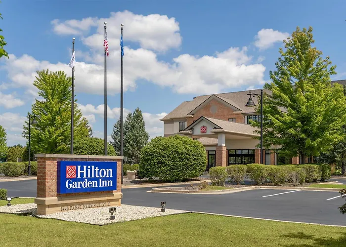 Oconomowoc Hotels