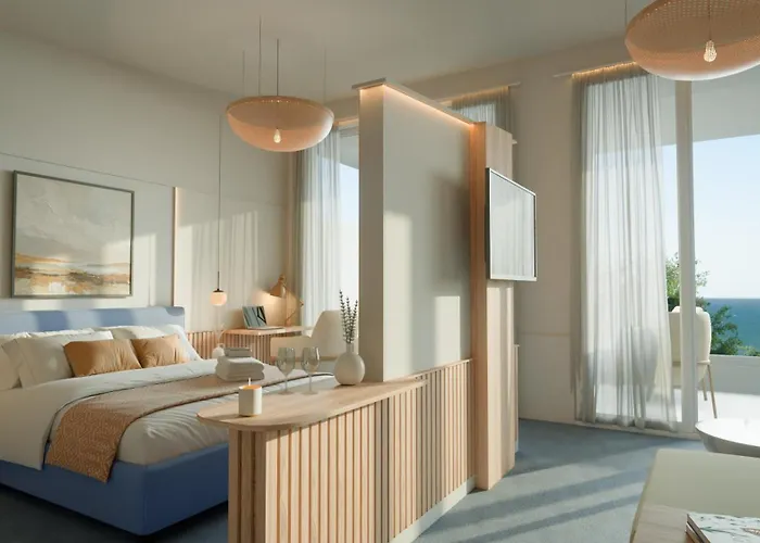 Compass Hotel