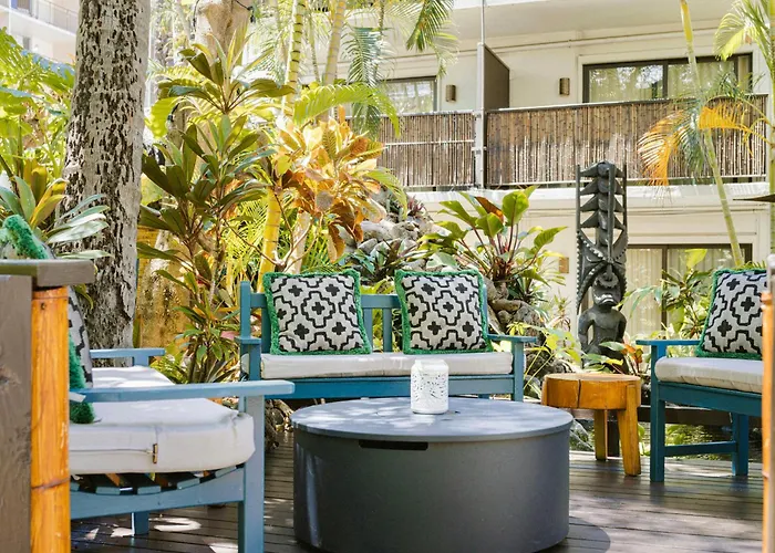 White Sands Hotel Honolulu