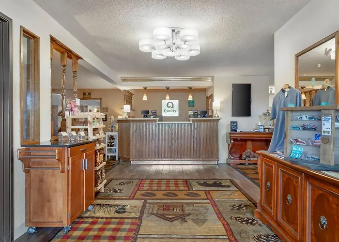Quality Inn Saint Ignace I-75