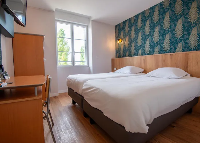 Hotels in Montmorillon
