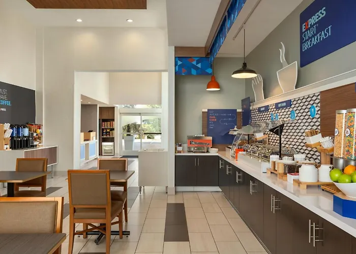 Holiday Inn Express- West Sacramento By Ihg