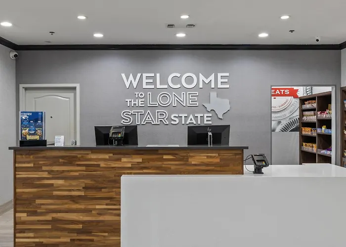 Hampton Inn & Suites Denison