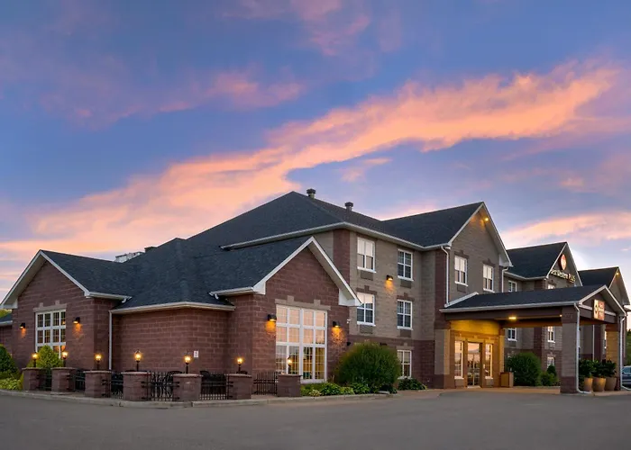 Grand Falls Hotels