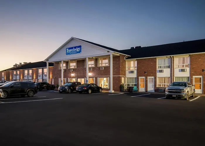 Amherst Hotels
