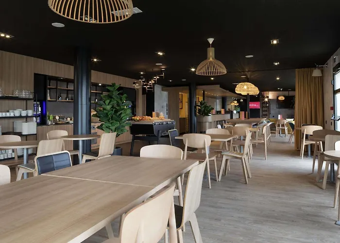 Dechy Hotels