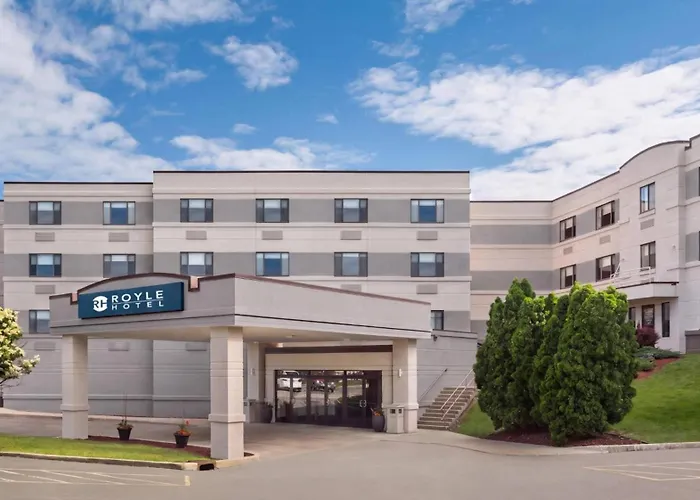 Royle Hotel Milwaukee Airport