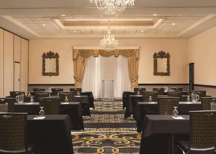 Radisson Hotel & Conference Center Rockford