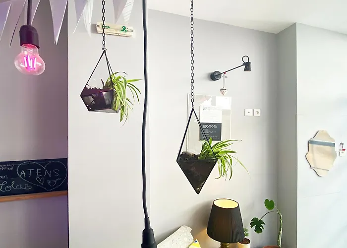 Live In Athens, Psyrri Central Apartments