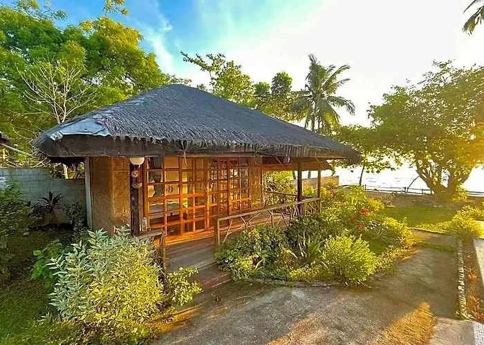 Kokomo Dive Resort Accommodation Hotel