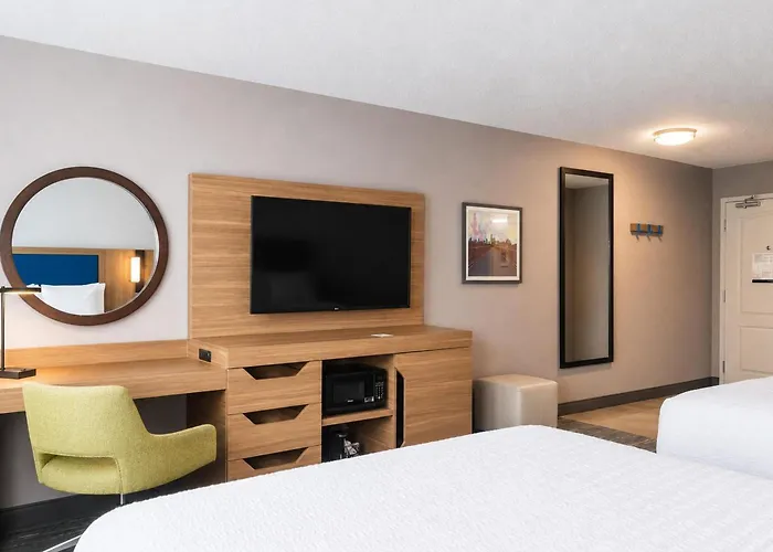 Hampton Inn & Suites Chicago/Saint Charles