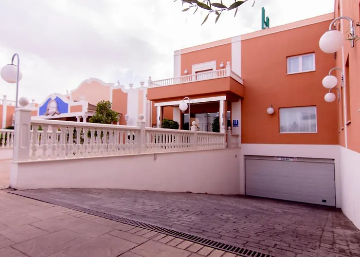 Hotel Carmen La Carlota