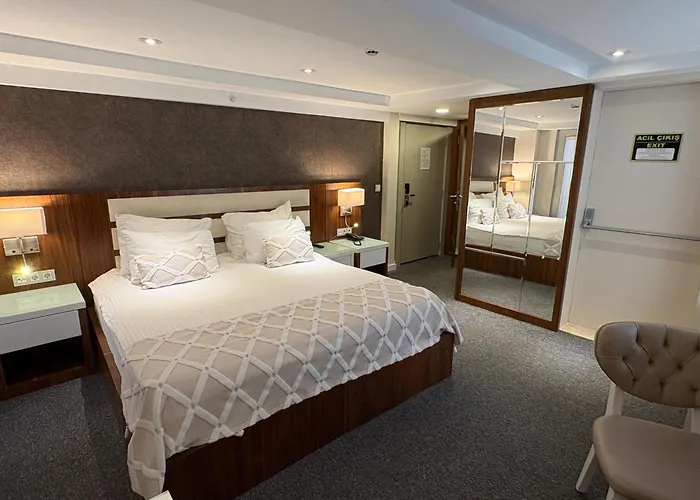 Endglory Hotel