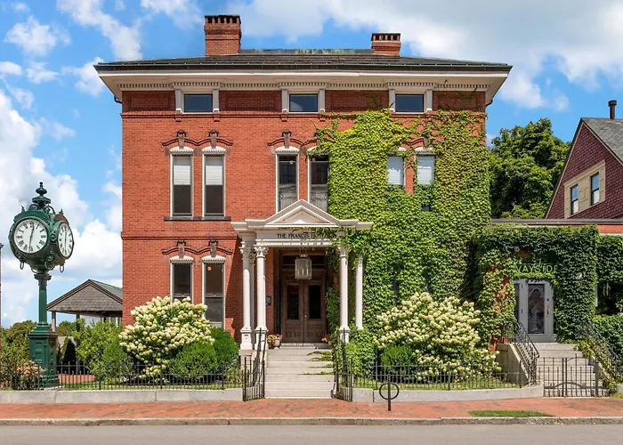 The Francis Hotel