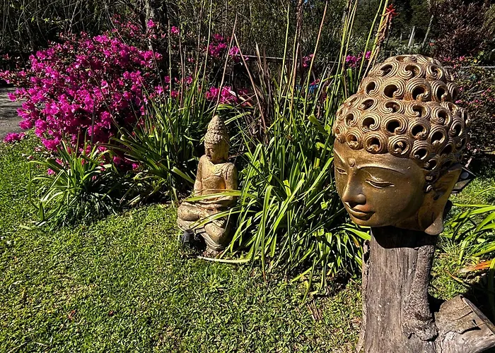 Pousada Jardim do Buda Suítes e Chalés