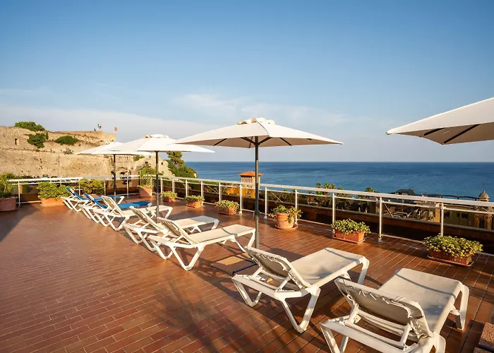 Hotel Careni Villa Italia