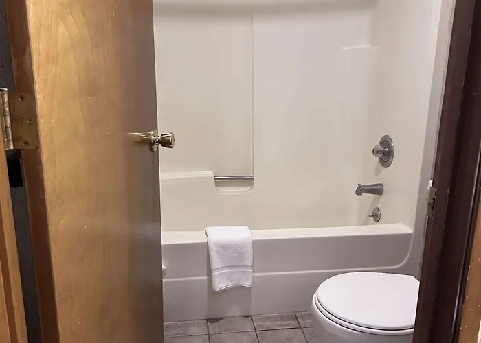 Super 8 By Wyndham Vancouver East
